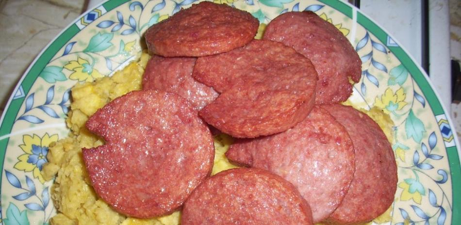 Mangú con Salami (Pequeño)