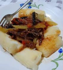 Yuca con Arenque (Grande)